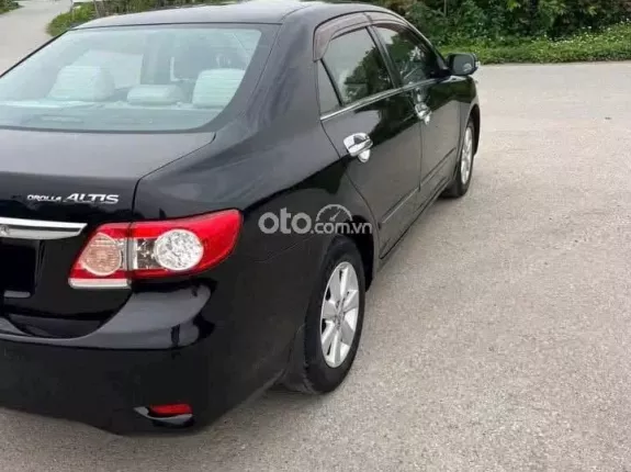 Toyota Corolla Altis 1.8 G 2011 - Xe đẹp gắt, hàng độc, zin hết, máy số keo chỉ zin tuyệt đối Nội thất xuất sắc nguyên bản