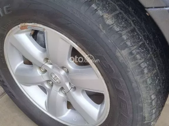 Toyota Fortuner 2010 - Số sàn máy dầu