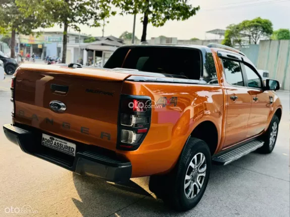 Ford Ranger Wildtrak 3.2 4x4 AT 2015 - Mẫu bán tải máy lớn đi bốc mạnh 2 cầu giá mềm