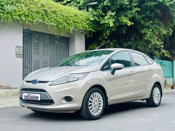 Ford Fiesta 1.6 AT 2011 - Tiện nghi đi gia đình rất phù hợp, chi phí thấp
