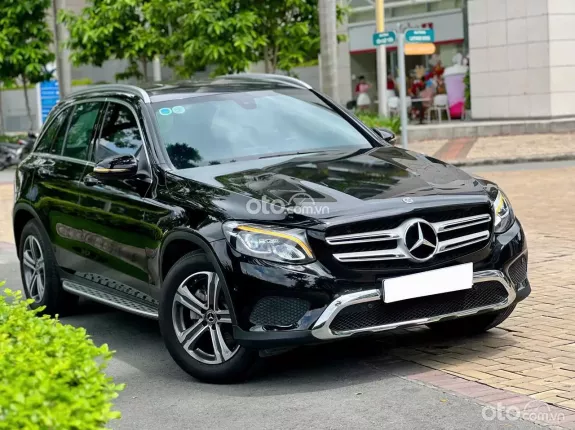 Mercedes-Benz GLC 200 2019 - NHIỀU ĐỒ CHƠI ĐI KÈM
