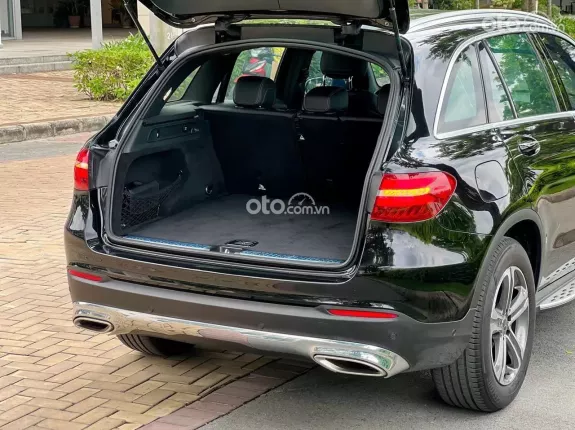 Mercedes-Benz GLC 200 2019 - NHIỀU ĐỒ CHƠI ĐI KÈM