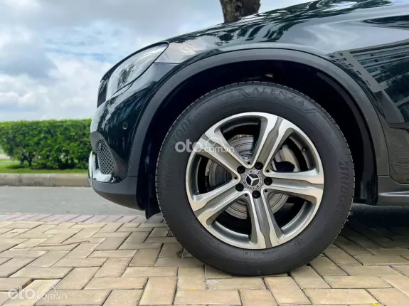 Mercedes-Benz GLC 200 2019 - NHIỀU ĐỒ CHƠI ĐI KÈM