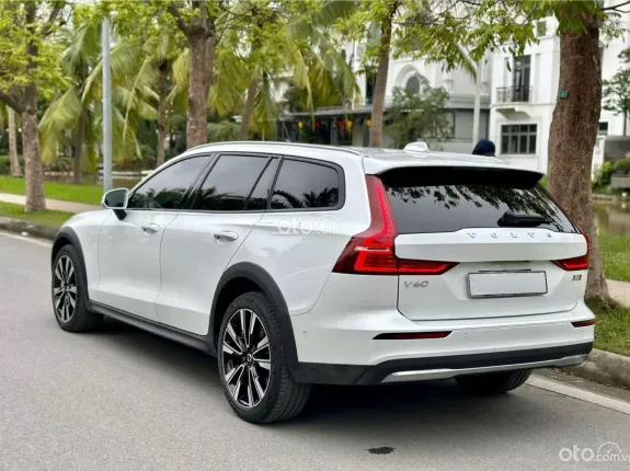 Volvo V60 B5 AWD Cross Country 2023 - V60 nhập khẩu Thuỵ Điển