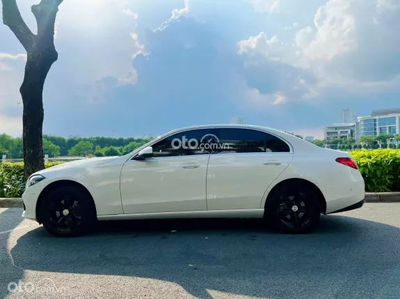 Mercedes-Benz C200 Avantgarde 2022 - TRẮNG/NÂU SIÊU ĐẸP