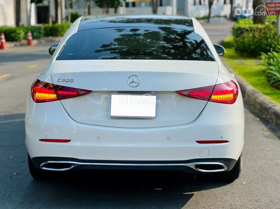 Mercedes-Benz C200 Avantgarde 2022 - TRẮNG/NÂU SIÊU ĐẸP