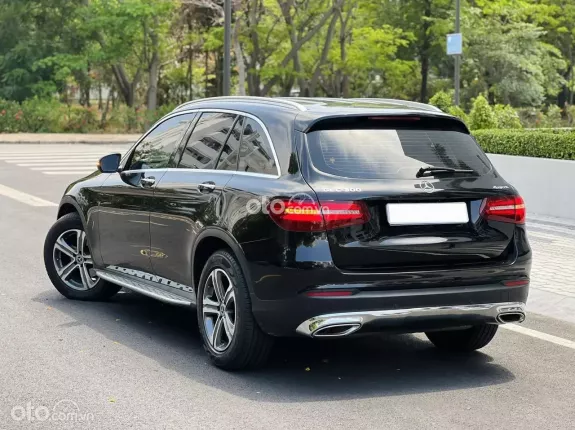 Mercedes-Benz GLC 200 2018 - Đen nt Nâu siêu đẹp