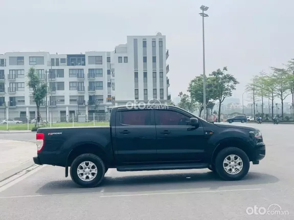 Ford Ranger XLS 2.2 4x2 AT 2016 - Salon chào bán chiếc xe tư nhân một chủ từ mới