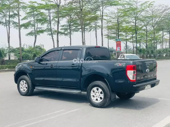 Ford Ranger XLS 2.2 4x2 AT 2016 - Salon chào bán chiếc xe tư nhân một chủ từ mới