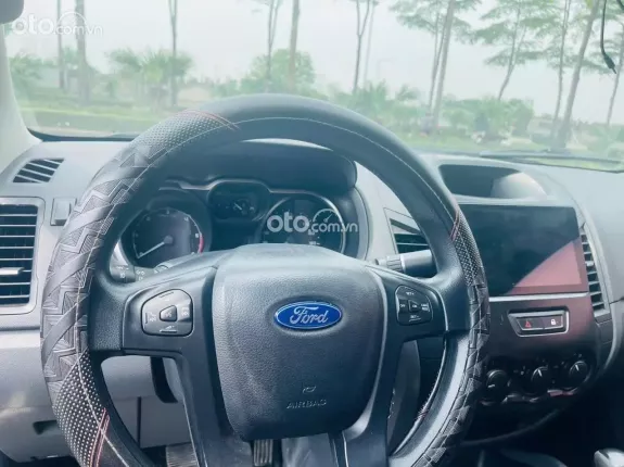 Ford Ranger XLS 2.2 4x2 AT 2016 - Salon chào bán chiếc xe tư nhân một chủ từ mới
