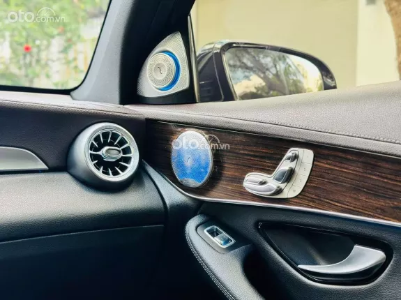 Mercedes-Benz GLC 200 2018 - Đen nt Nâu siêu đẹp