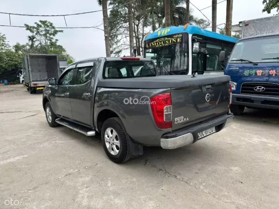 Nissan Navara 2.5 MT 2015 - Bán Nissan Navana đời 2015, số sàn, 1 cầu, xe một chủ