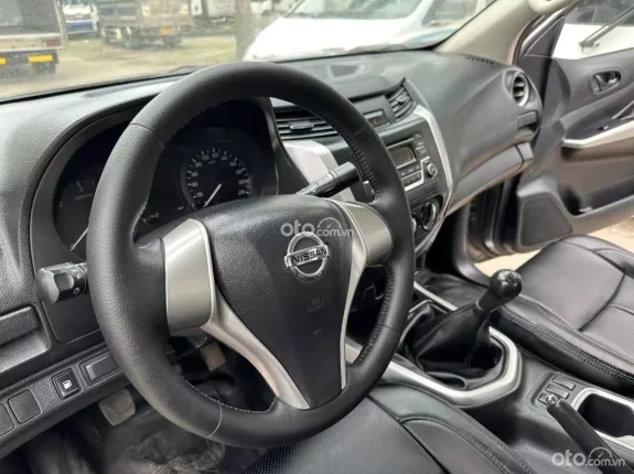 Nissan Navara 2.5 MT 2015 - Bán Nissan Navana đời 2015, số sàn, 1 cầu, xe một chủ