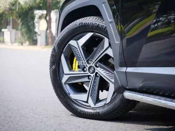 Hyundai Tucson 1.6 Turbo HTRAC 2024 - Cam kết không đâm đụng, ngập nước