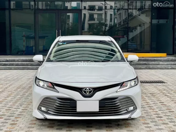 Toyota Camry 2.0G 2020 - 1 chủ từ đầu odo 52.000km