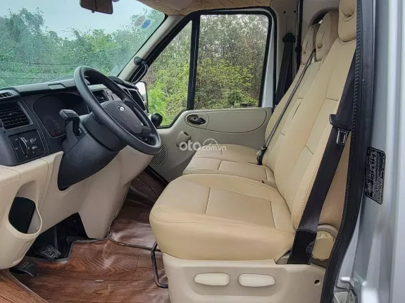 Ford Transit SVP Bản trung 2019 - Bán Ford Transit đời 2019 bản trung, xe 1 chủ từ mới