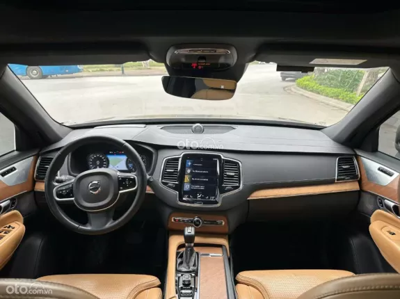Volvo XC90 T6 Inscription 2020 - XC90 màu Nâu nhập khẩu Thuỵ Điển