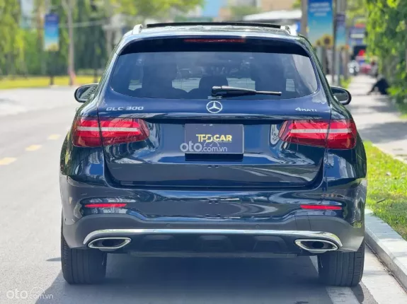 Mercedes-Benz GLC 300 4Matic 2018 - Mercedes-Benz GLC300 xanh/kem sx2018