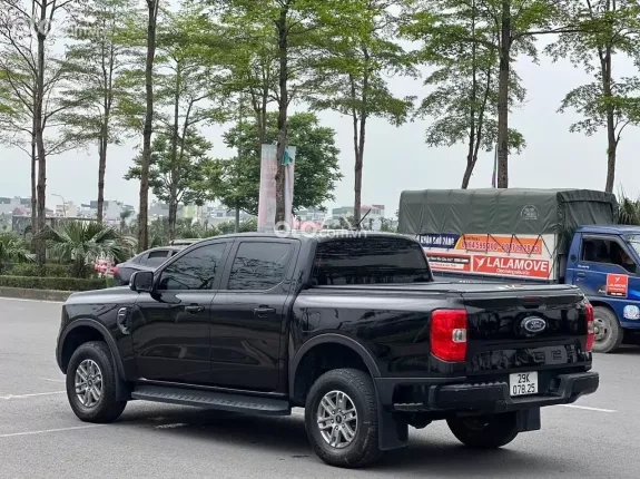 Ford Ranger XLS 2.2 4x2 AT 2022 - Salon mới về chào bán ngay chiếc xe