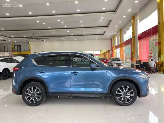 Mazda CX-5 2.5L Signature Premium 2WD 2018 - SUV gầm cao chất lượng, keo chỉ máy số Zin