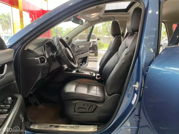 Mazda CX-5 2.5L Signature Premium 2WD 2018 - SUV gầm cao chất lượng, keo chỉ máy số Zin