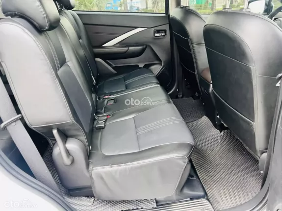 Mitsubishi Xpander AT Premium 2022 - Salon mới về chào bán ngay