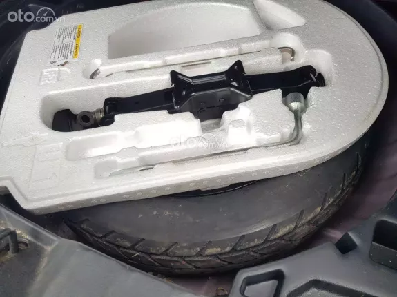 Toyota Corolla Cross 1.8 V  2020 - Toyota Corolla Cross 1.8AT NHẬP KHẨU NGUYÊN CHIẾC sx tháng 12 - 2020 lăn bánh 2021