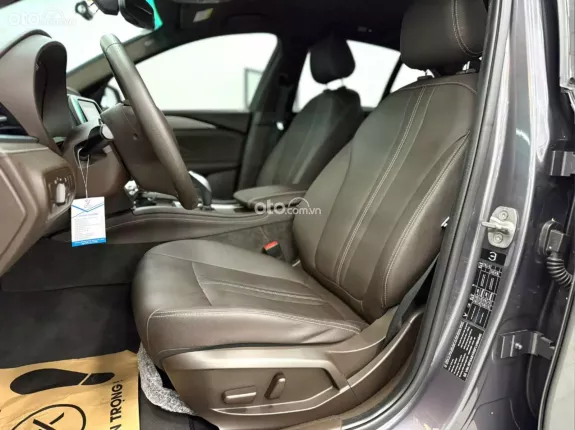 VinFast LUX A2.0 Cao cấp 2021 - Động cơ xăng I-4 2.0L Turbo