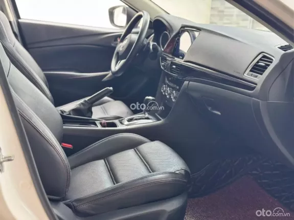 Mazda 6 2.5L Signature Premium 2016 - Máy zin, nước sơn vẫn tốt