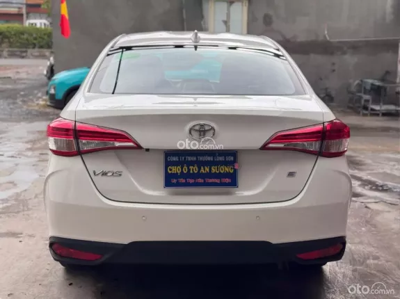 Toyota Vios 1.5E MT 2023 - Liên hệ trực tiếp qua xem chất xe