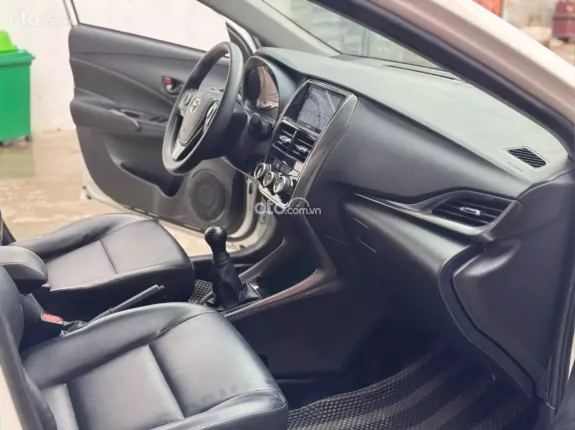 Toyota Vios 1.5E MT 2023 - Liên hệ trực tiếp qua xem chất xe