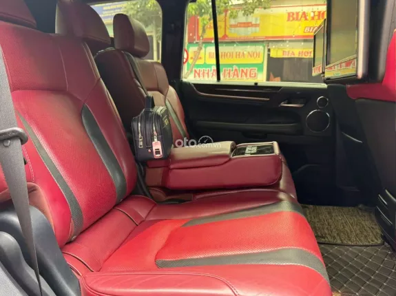 Lexus LX 570 2019 - Nhập Trung Đông