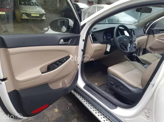 Hyundai Tucson 2.0 Đặc biệt 2018 - Hyundai Tucson 2.0AT MÁY DẦU sản xuất 2018 xe tư nhân chính chủ đi ít