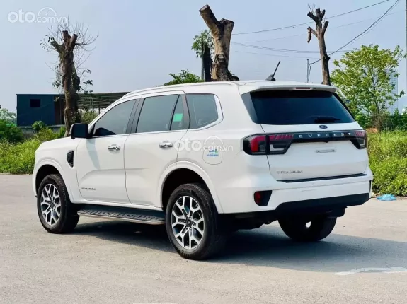 Ford Everest 2.0L ST5 6AT 2WD Titanium 2024 - New mới về siêu lướt các bác nhé