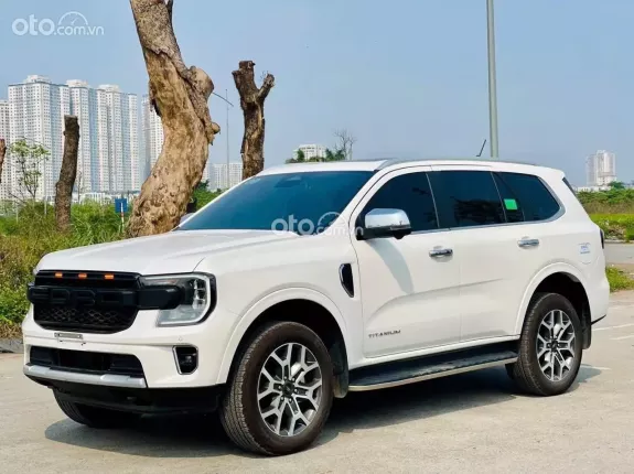 Ford Everest 2.0L ST5 6AT 2WD Titanium 2024 - New mới về siêu lướt các bác nhé