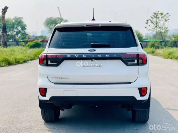 Ford Everest 2.0L ST5 6AT 2WD Titanium 2024 - New mới về siêu lướt các bác nhé