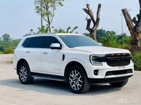 Ford Everest 2.0L ST5 6AT 2WD Titanium 2024 - New mới về siêu lướt các bác nhé