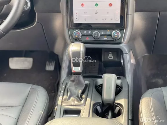 Ford Everest 2.0L ST5 6AT 2WD Titanium 2024 - New mới về siêu lướt các bác nhé