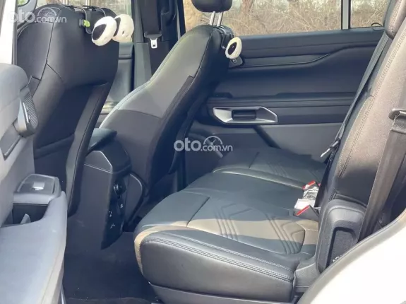 Ford Everest 2.0L ST5 6AT 2WD Titanium 2024 - New mới về siêu lướt các bác nhé