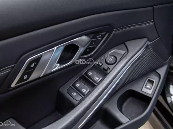 BMW 320i Sport Line 2022 - Bao check test