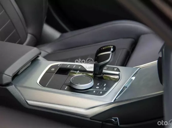 BMW 320i Sport Line 2022 - Bao check test