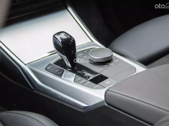 BMW 320i Sport Line 2022 - Bao check test