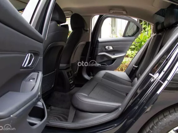 BMW 320i Sport Line 2022 - Bao check test