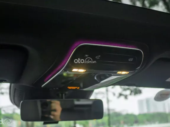 Mercedes-Benz GLC 300 4Matic 2023 - Odo 5900 km một chủ từ mới