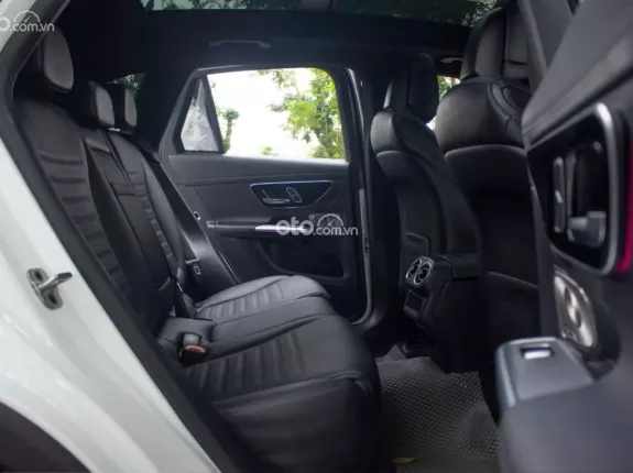 Mercedes-Benz GLC 300 4Matic 2023 - Odo 5900 km một chủ từ mới