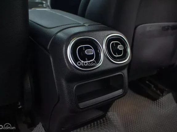 Mercedes-Benz GLC 300 4Matic 2023 - Odo 5900 km một chủ từ mới