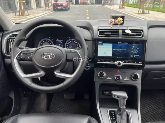 Hyundai Creta 1.5L Tiêu chuẩn 2022 - AT nhập khẩu 565t đẹp không tì vết