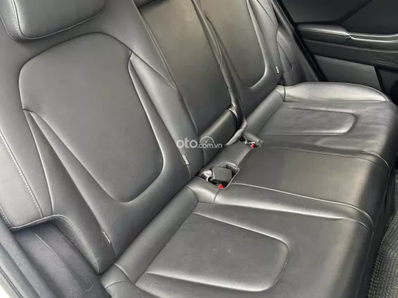 Hyundai Creta 1.5L Tiêu chuẩn 2022 - AT nhập khẩu 565t đẹp không tì vết