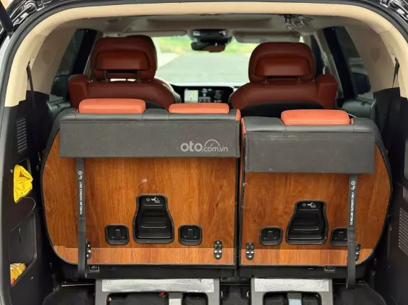 Kia Carnival 2.2D Signature 2023 - Kia Carnival 2.2D Signature 2023 -