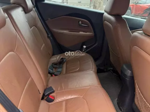 Kia Rio 1.4 AT Hatchback 2015 - Rio AT hatckback 2015